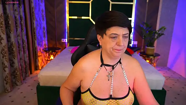 Snapshot of MilaSkyy chatting on 03-12-25, 08:52 MilaSkyy online show from 03-12-25, 08:52