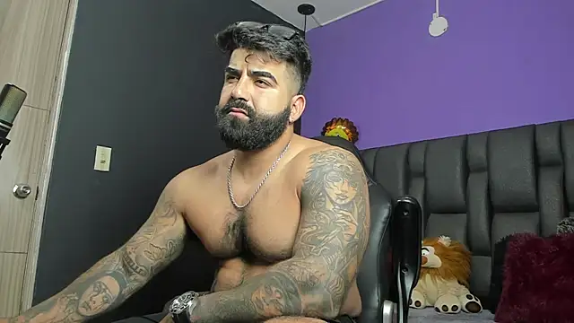 Lyon vach online show from 01-19-26, 03:38