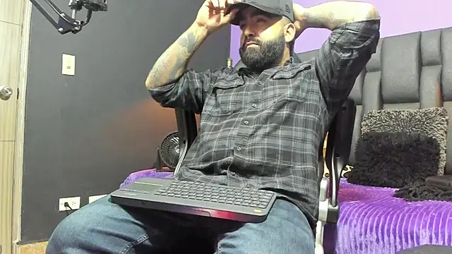 Lyon vach online show from 04-16-26, 02:01