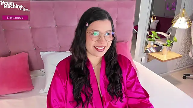 ArticaBelle online show from 11-13-25, 04:33