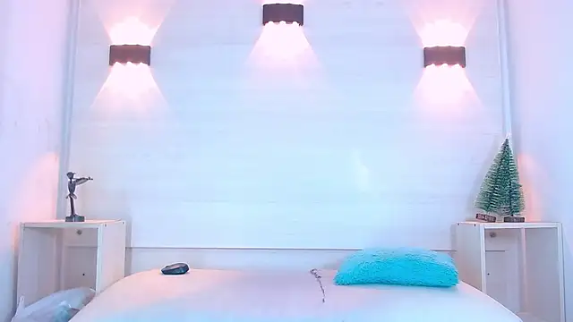 Molly Spears online show from 01-19-25, 04:12