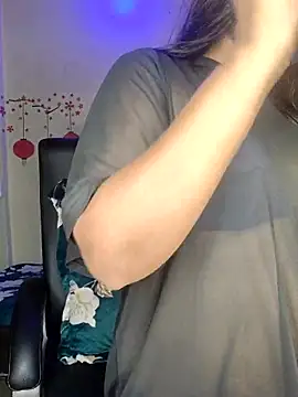 Black-Pearll online show from 04-17-26, 07:55