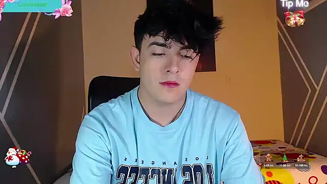 Snapshot of nolan_twink1 chatting on 12-12-24, 05:37 nolan twink1 online show from 12-12-24, 05:37