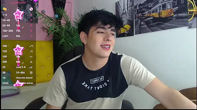 Snapshot of nolan_twink1 chatting on 01-19-25, 05:39 nolan twink1 online show from 01-19-25, 05:39