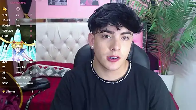 Snapshot of nolan_twink1 chatting on 03-20-25, 05:36 nolan twink1 online show from 03-20-25, 05:36