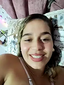 Snapshot of LaurenWelly_ chatting on 02-24-25, 12:30 LaurenWelly online show from 02-24-25, 12:30