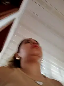 Snapshot of LaurenWelly_ chatting on 03-14-25, 04:19 LaurenWelly online show from 03-14-25, 04:19