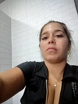 Snapshot of LaurenWelly_ chatting on 11-05-25, 09:15 LaurenWelly online show from 11-05-25, 09:15