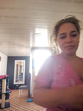 Snapshot of LaurenWelly_ chatting on 11-07-25, 09:15 LaurenWelly online show from 11-07-25, 09:15