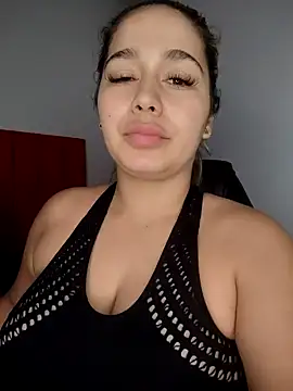 Snapshot of LaurenWelly_ chatting on 11-22-25, 09:47 LaurenWelly online show from 11-22-25, 09:47