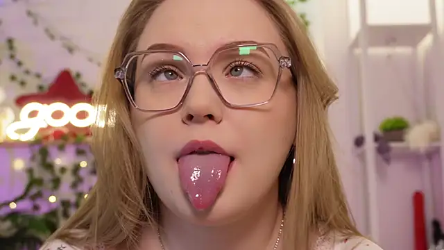 MonicaAsis online show from 02-03-26, 05:51