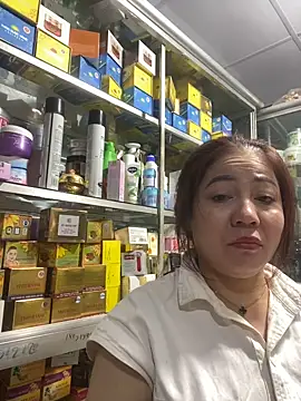 Snapshot of Cesywet chatting on 02-06-25, 03:27 Cesywet online show from 02-06-25, 03:27