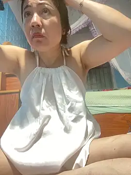 Snapshot of Cesywet chatting on 02-19-25, 12:14 Cesywet online show from 02-19-25, 12:14