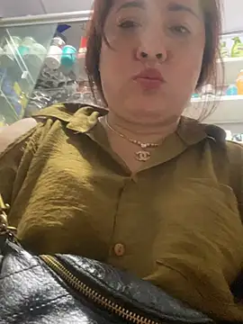 Snapshot of Cesywet chatting on 02-21-25, 10:17 Cesywet online show from 02-21-25, 10:17