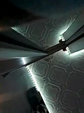 Rowena Vonnie online show from 12-05-25, 05:38