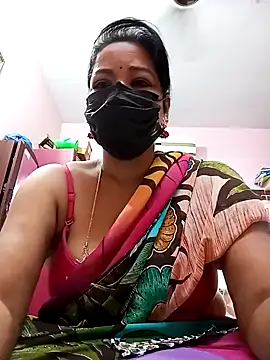 Snapshot of Tamil_sreelekha chatting on 12-08-24, 06:01 Tamil sreelekha online show from 12-08-24, 06:01