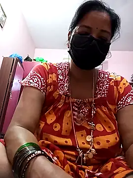 Snapshot of Tamil_sreelekha chatting on 02-14-25, 12:51 Tamil sreelekha online show from 02-14-25, 12:51