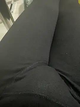 Snapshot of homidor chatting on 01-09-25, 10:20 homidor online show from 01-09-25, 10:20