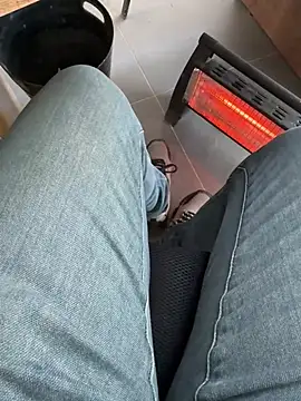 Snapshot of homidor chatting on 01-30-25, 01:10 homidor online show from 01-30-25, 01:10