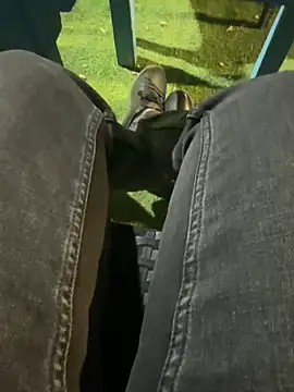 Snapshot of homidor chatting on 10-04-25, 07:45 homidor online show from 10-04-25, 07:45