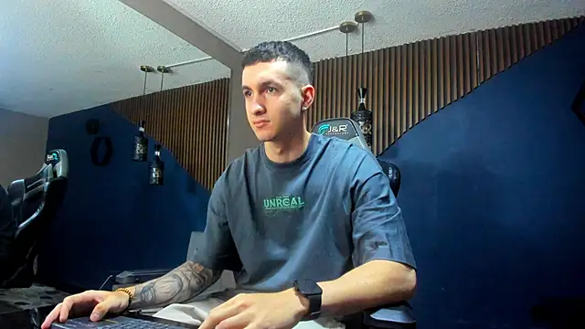 JacksonOlsenn online show from 01-28-25, 12:11