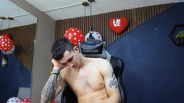 JacksonOlsenn online show from 02-14-25, 03:05