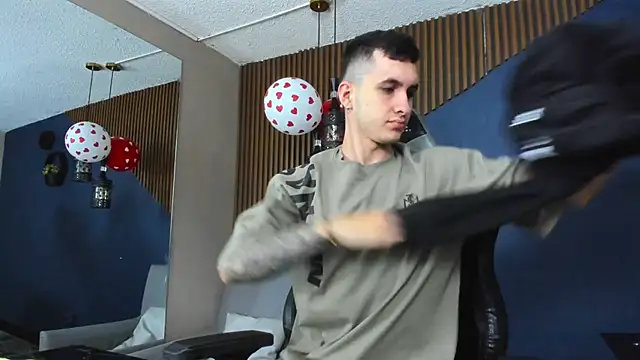 JacksonOlsenn online show from 02-22-25, 11:57