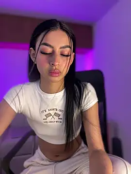 maddy bronw  online show from 02-22-25, 09:37