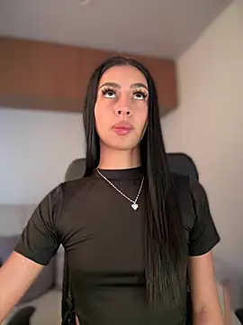 maddy bronw  online show from 03-13-25, 09:26