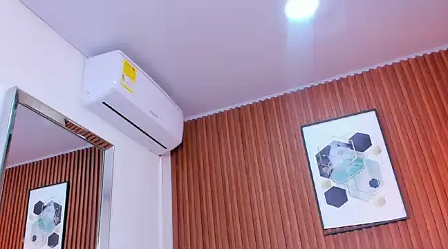 RoxannaHanson online show from 02-28-25, 08:31