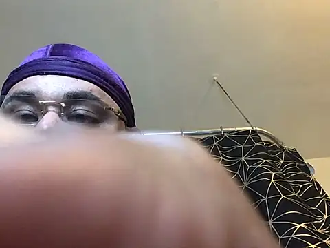 fatboyjayohh126 online show from 12-23-24, 04:12