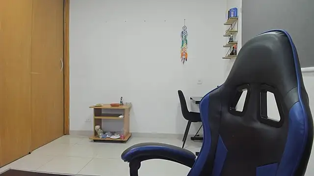 Samanthagax online show from 04-18-26, 09:48