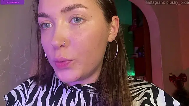 plushy pixie online show from 12-05-24, 03:15