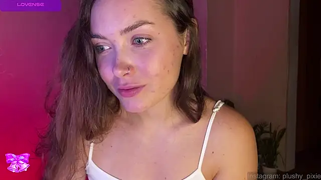 plushy pixie online show from 01-03-25, 08:54