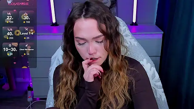 Evia r0se online show from 02-24-26, 08:23