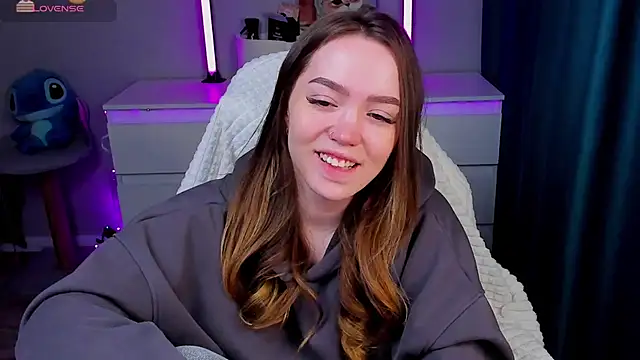 Evia r0se online show from 03-26-26, 05:57