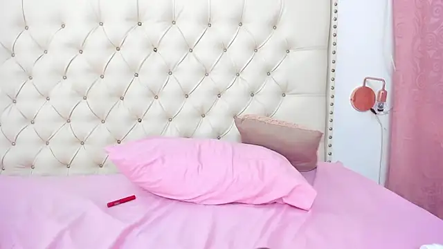 Kim Eli online show from 02-08-25, 01:54