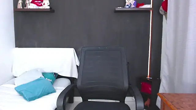 SusanLeroy online show from 04-15-26, 08:43