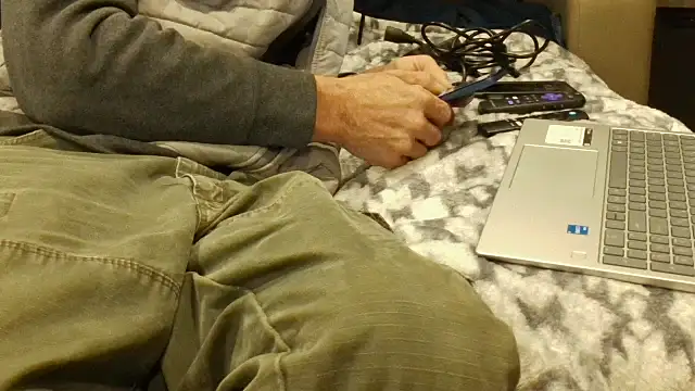 overaveragefreak4you online show from 01-05-26, 07:39