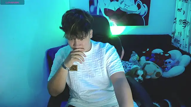  AlexMorris online show from 01-01-25, 12:00