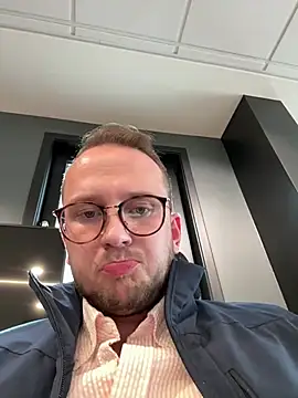 thehornyguy97 online show from 04-22-26, 02:40