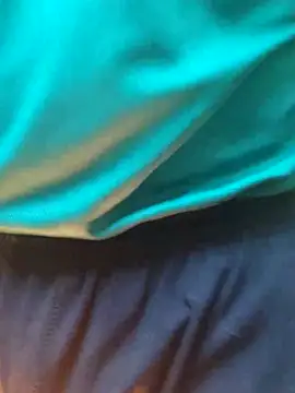 Wild-Honey online show from 12-21-24, 03:25