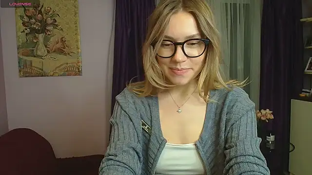 Snapshot of TaylorBre chatting on 12-11-24, 05:53 TaylorBre online show from 12-11-24, 05:53