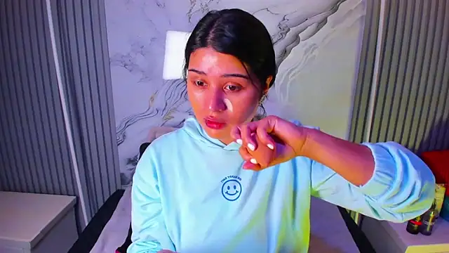 venusowen  online show from 03-27-26, 01:00