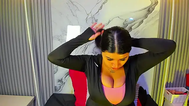 venusowen  online show from 04-09-26, 02:00