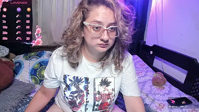 Snapshot of AnnieBigBoobs chatting on 03-21-25, 11:34 AnnieBigBoobs online show from 03-21-25, 11:34