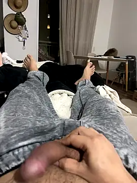 Snapshot of bomvivant2 chatting on 11-22-25, 01:59 bomvivant2 online show from 11-22-25, 01:59