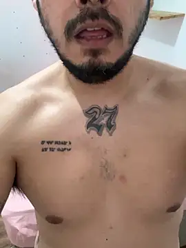 Snapshot of bomvivant2 chatting on 12-02-25, 01:00 bomvivant2 online show from 12-02-25, 01:00