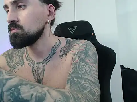 MateoHunk online show from 11-12-25, 05:24