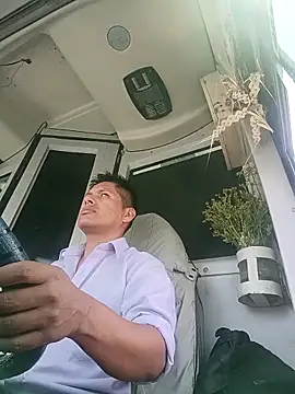 alexchir4 online show from 12-01-25, 05:29